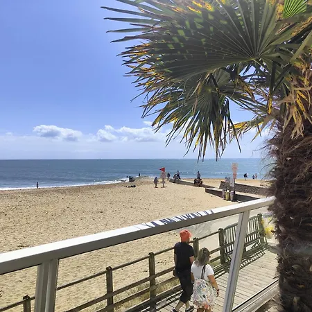 בית נופש La Petite Angloise Angles (Vendee)